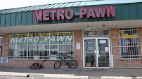 Metro Pawn 01