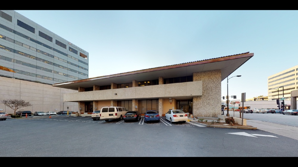 Bank of America (with Drive-thru ATM) 01