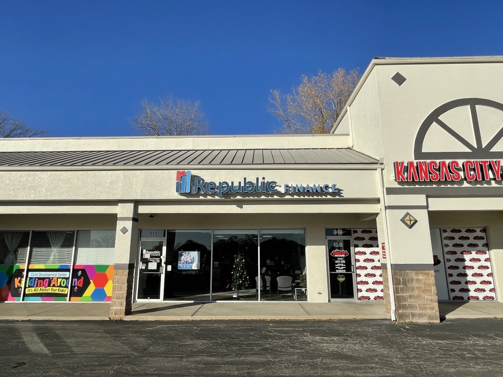 Republic Finance 01