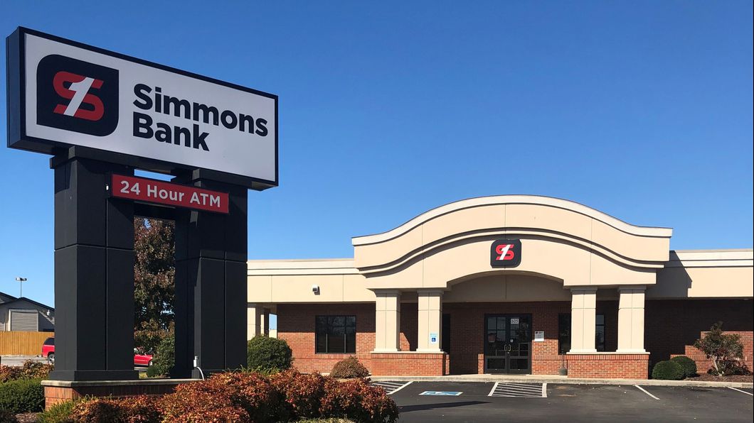 Simmons Bank 01