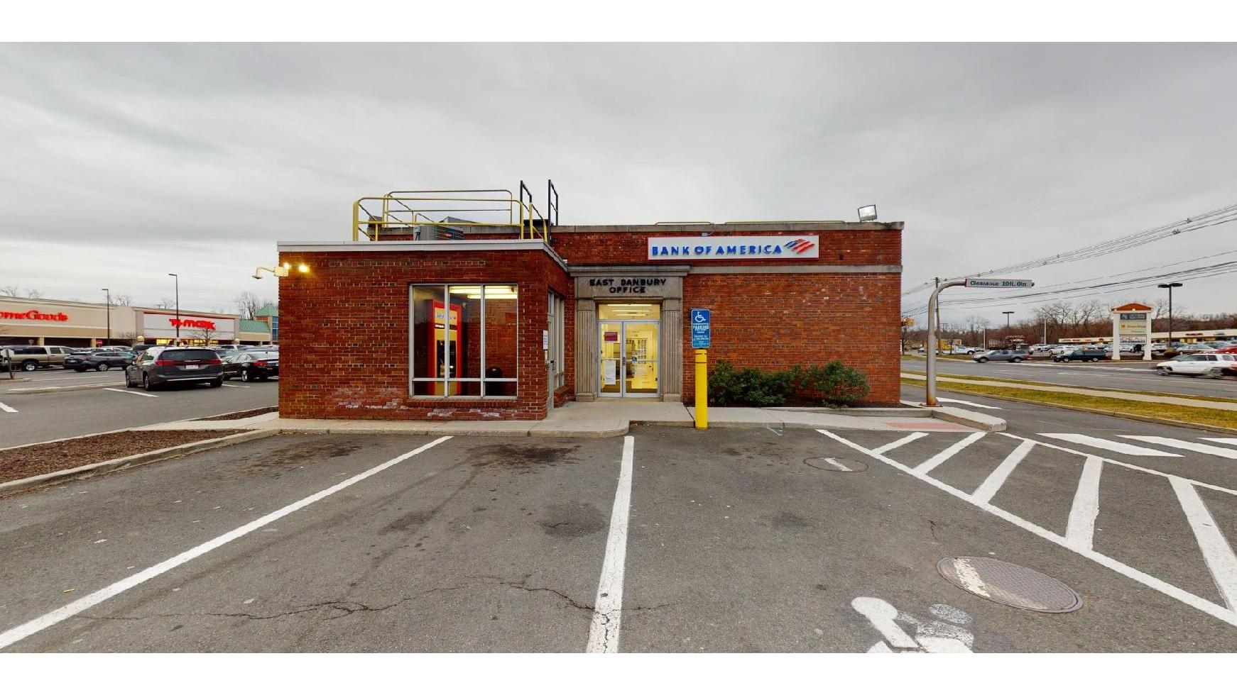 Bank of America (with Drive-thru ATM) 01
