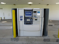 UMB Bank (with drive-thru services) 03