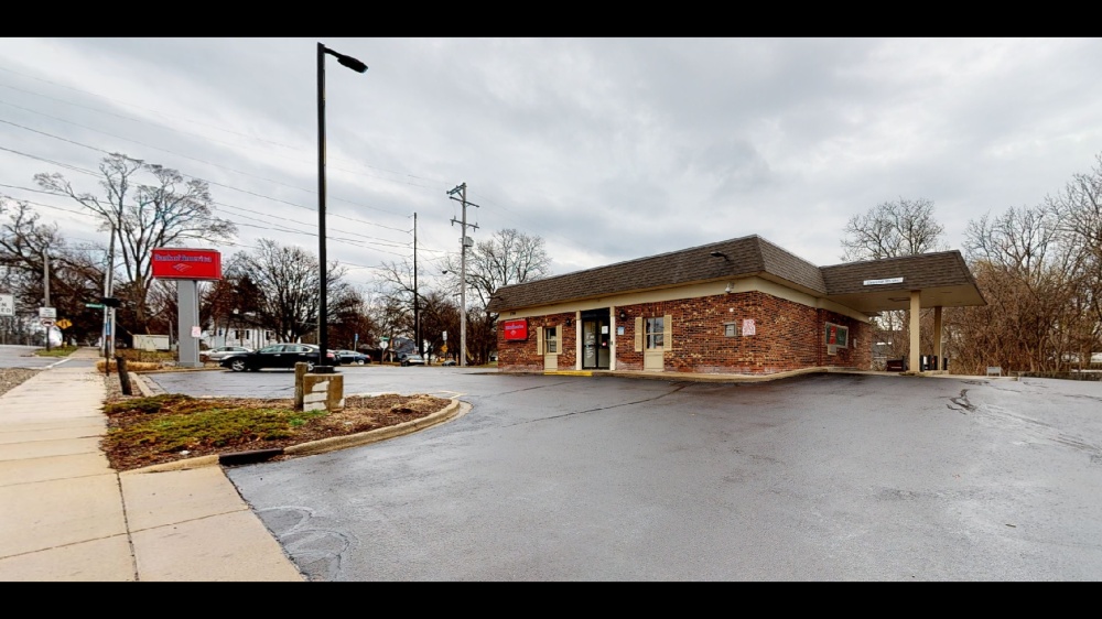 Bank of America (with Drive-thru ATM) 01