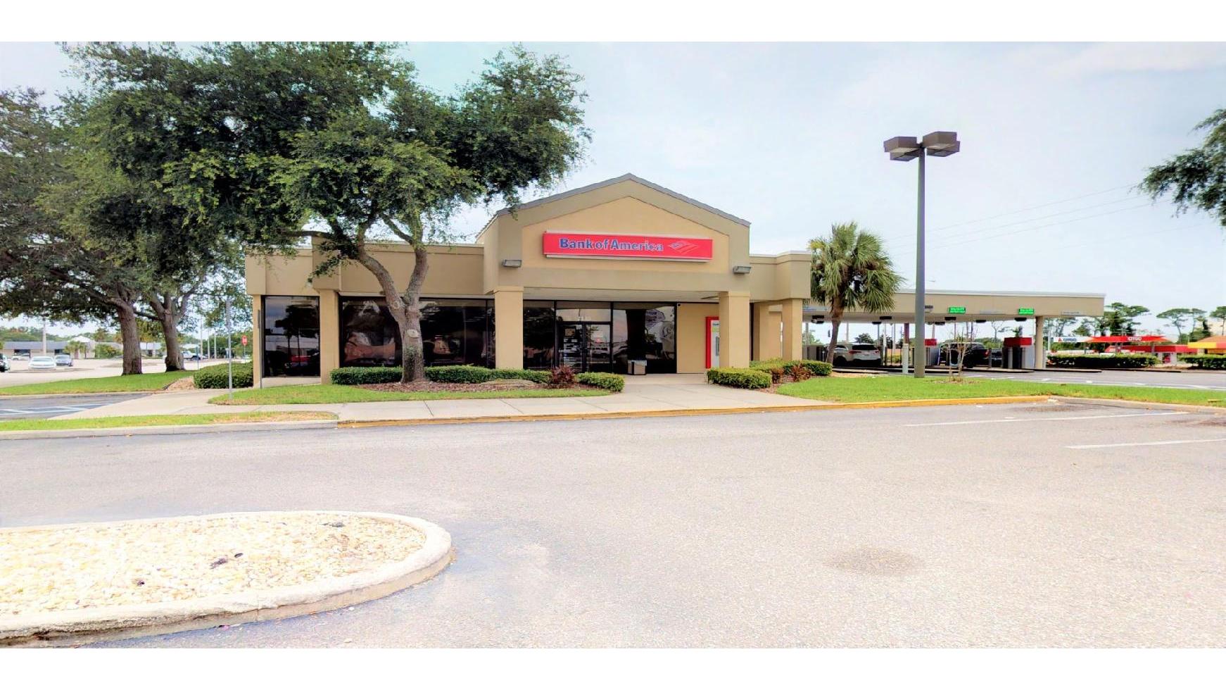Bank of America (with Drive-thru services) 01