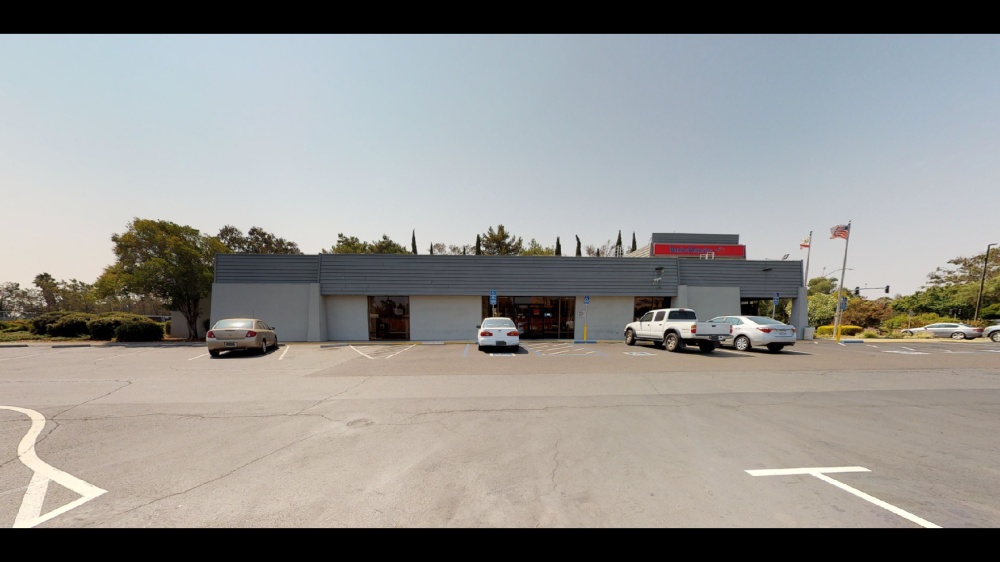 Bank of America (with Drive-thru ATM) 01