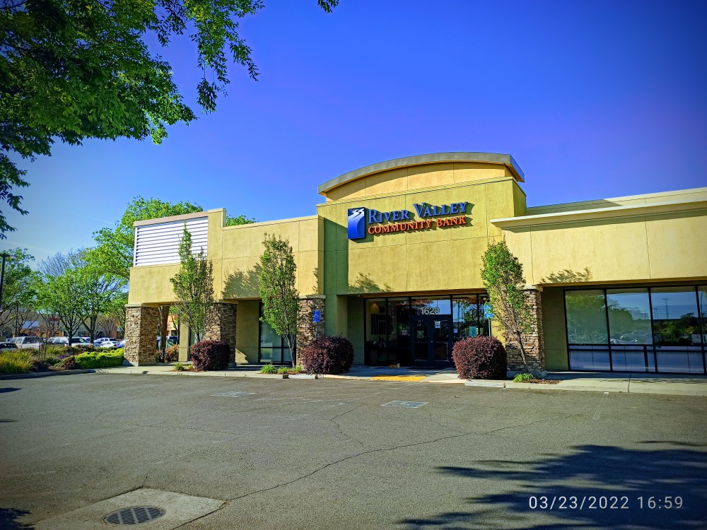 River Valley Community Bank 01