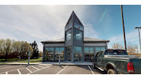 Bank of America (with Drive-thru services) 01