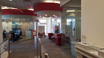 Bank of America (with Drive-thru services) 02