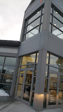 Bank of America (with Drive-thru services) 03