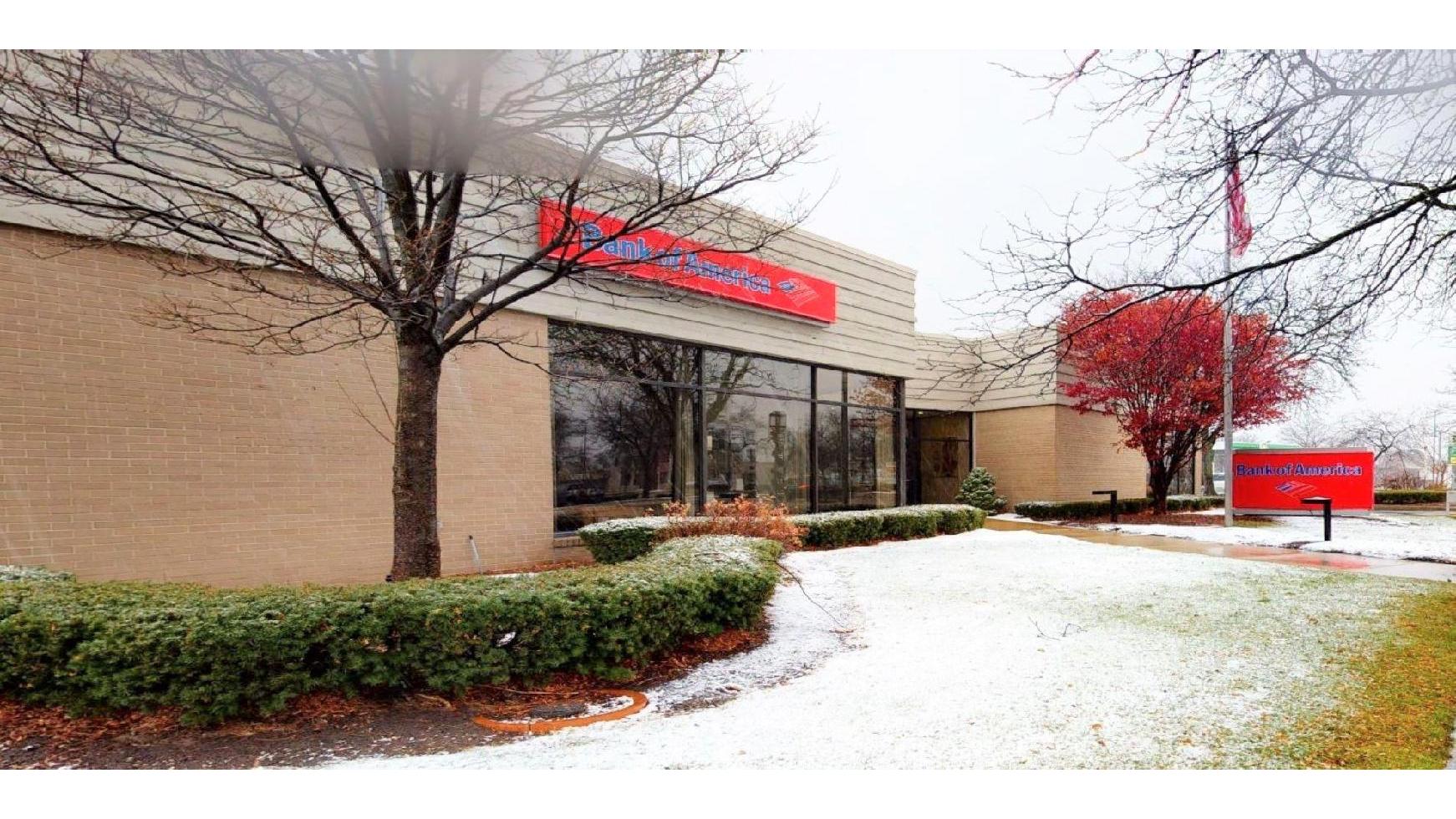 Bank of America (with Drive-thru ATM) 01