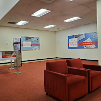 Bank of America (with Drive-thru ATM) 02