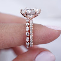 Ronnies Jeweler’s and Loans 04