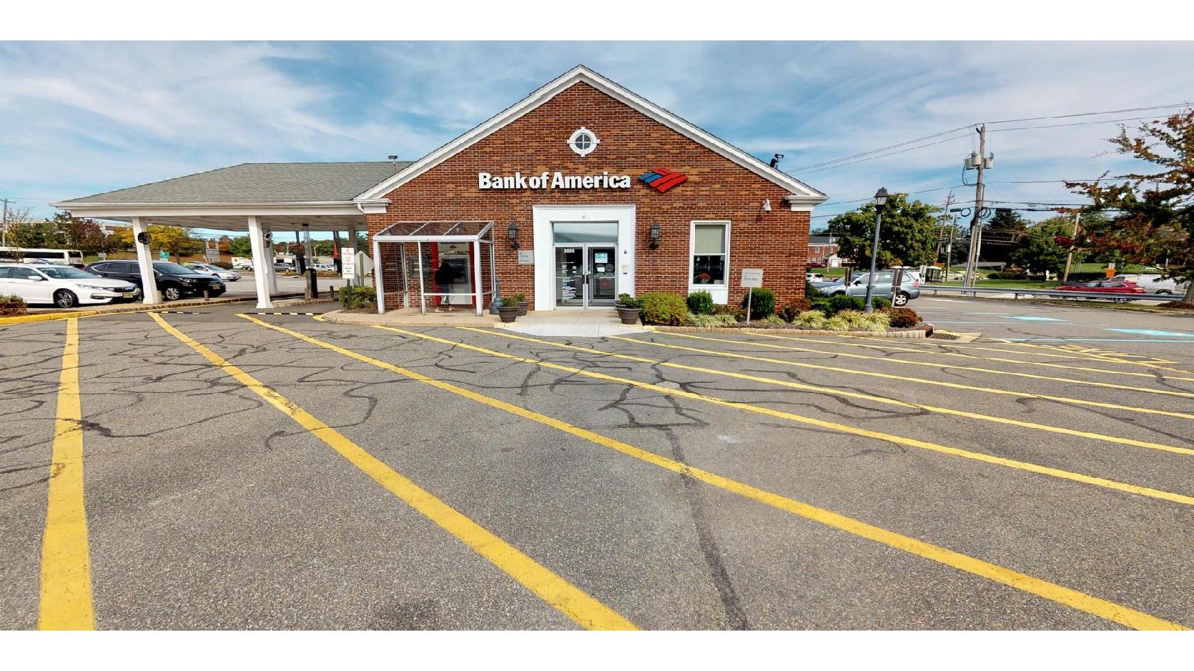 Bank of America (with Drive-thru ATM) 01