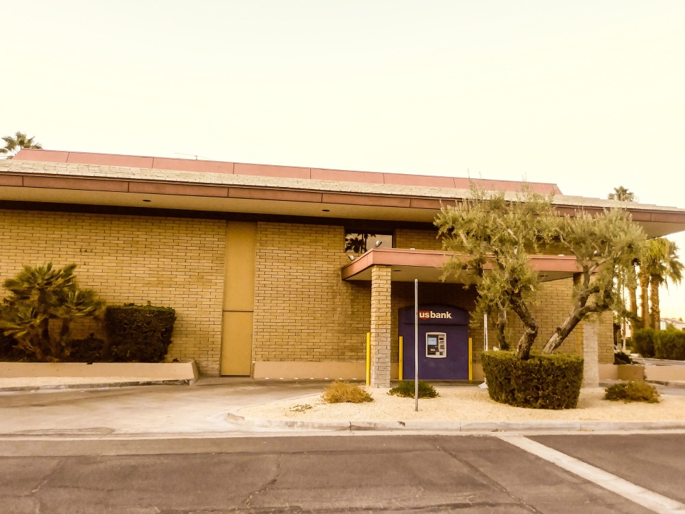 U.S. Bank Palm Springs
ATM 01
