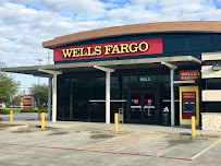 Wells Fargo Bank 01