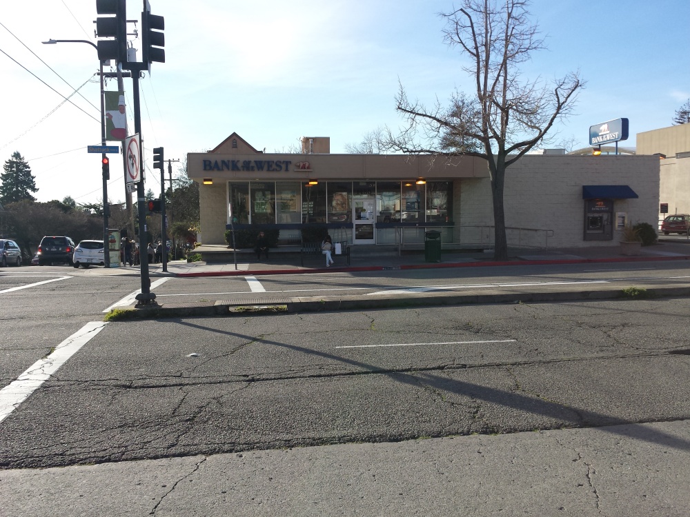 Bank of the West 01