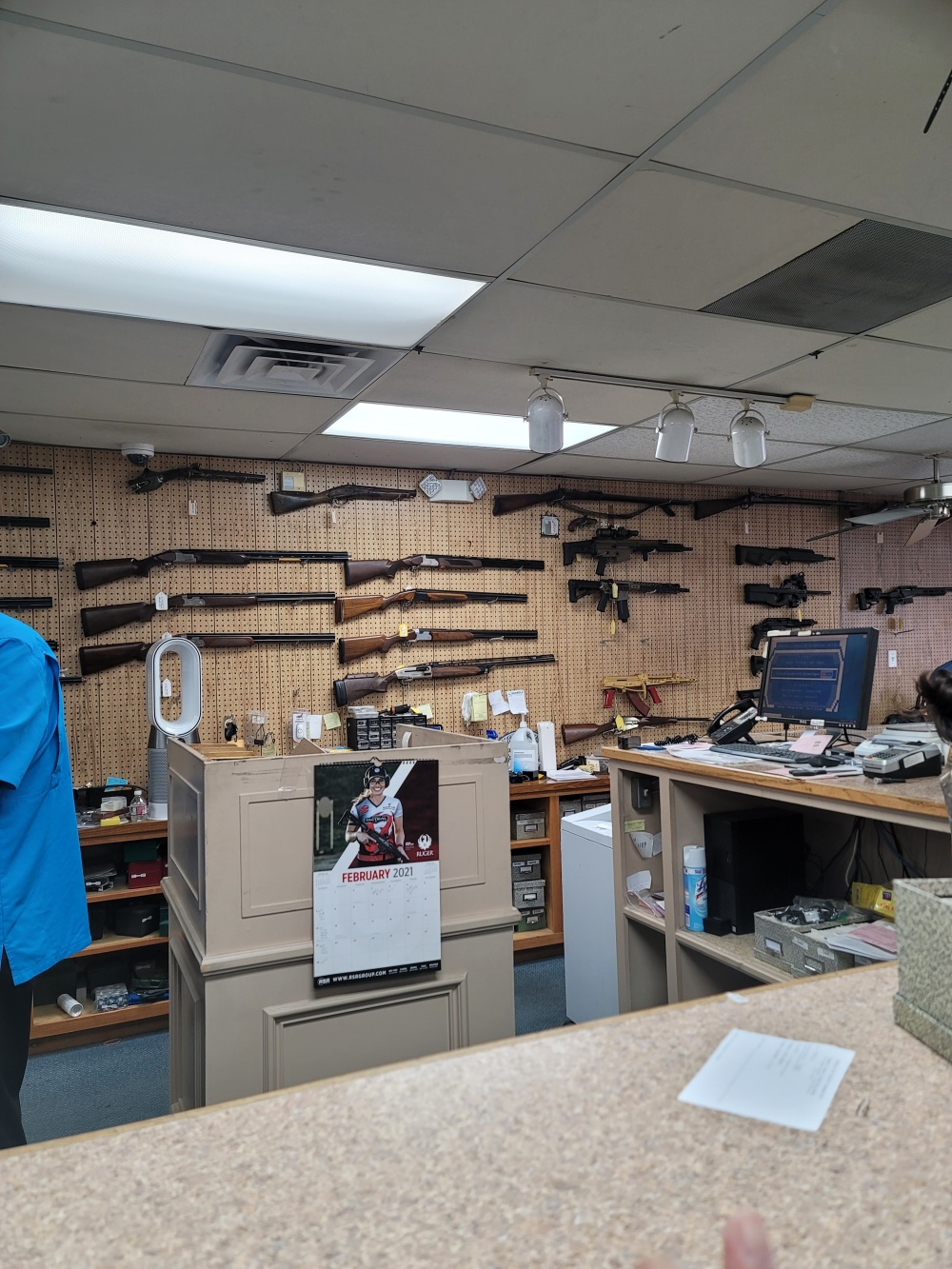 Danny's Pawn & Sporting Goods 02