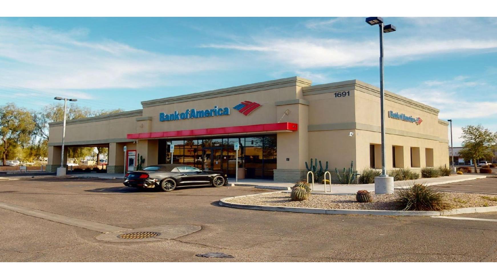 Bank of America (with Drive-thru services) 01