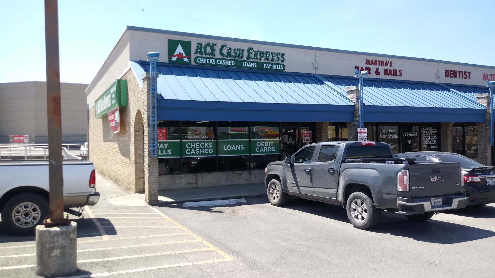 ACE Cash Express 01