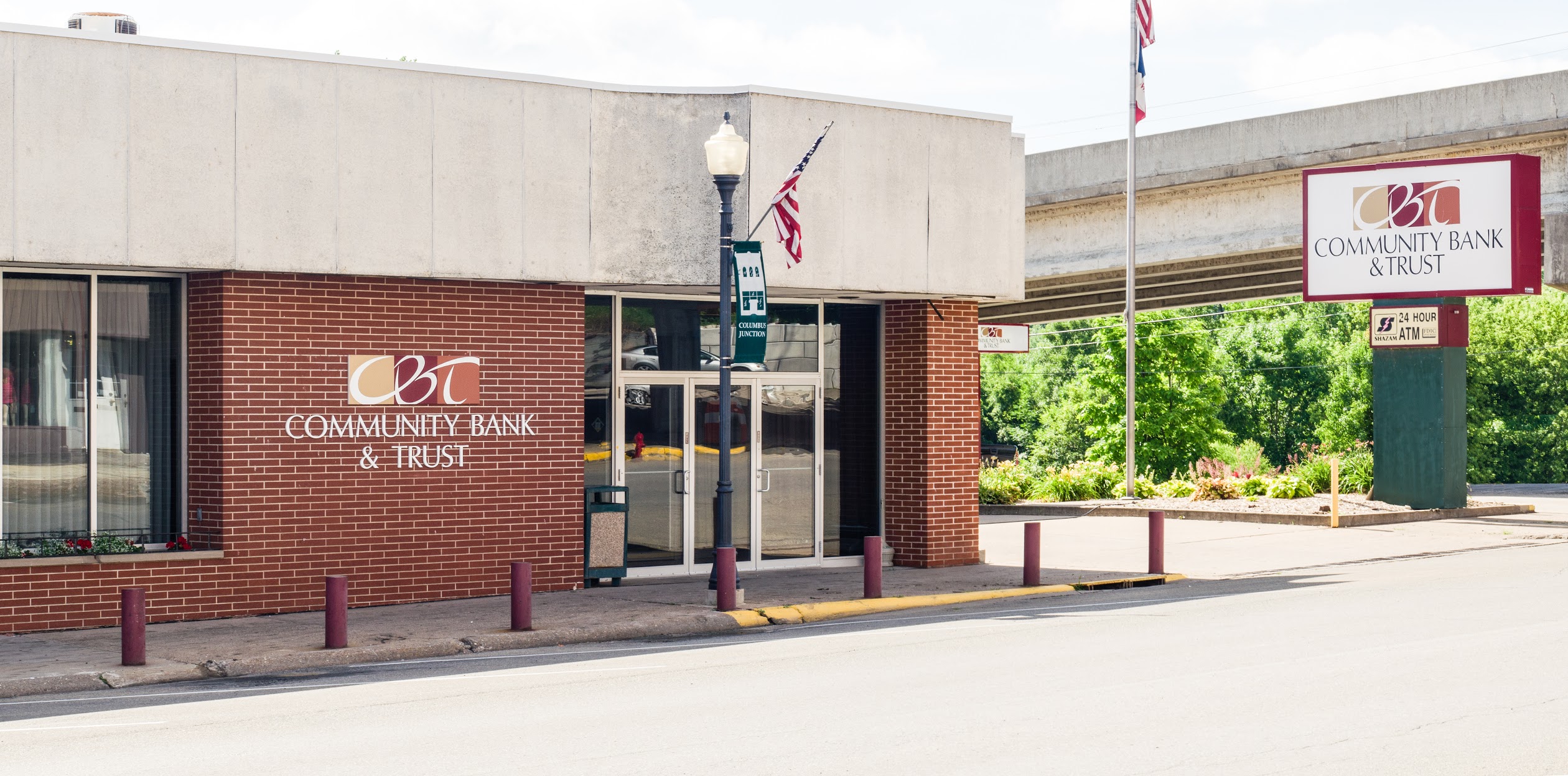 Community Bank & Trust 01