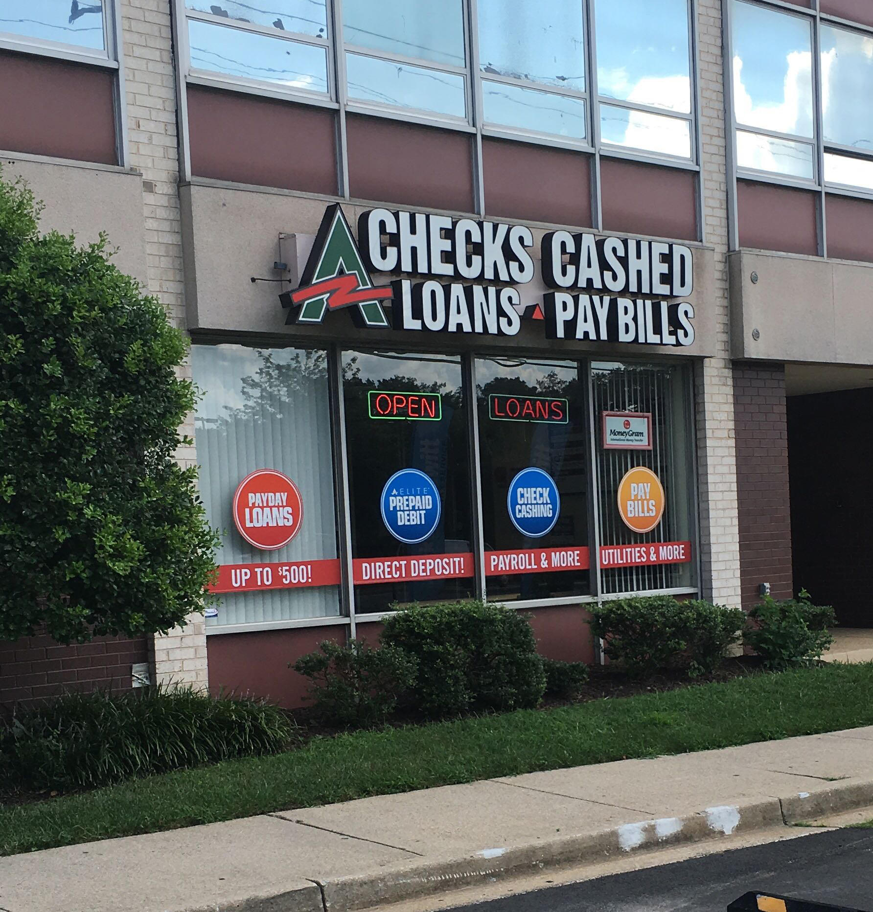 ACE Cash Express 01