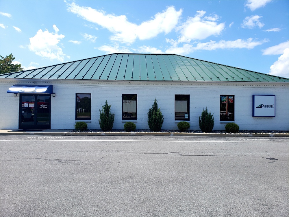 Summit Community Bank 01