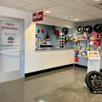 Towbin Kia Service and Parts 04