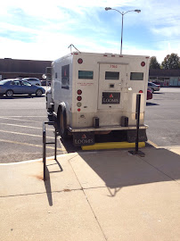 Bank of America (with Drive-thru ATM) 04