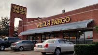 Wells Fargo Bank 01