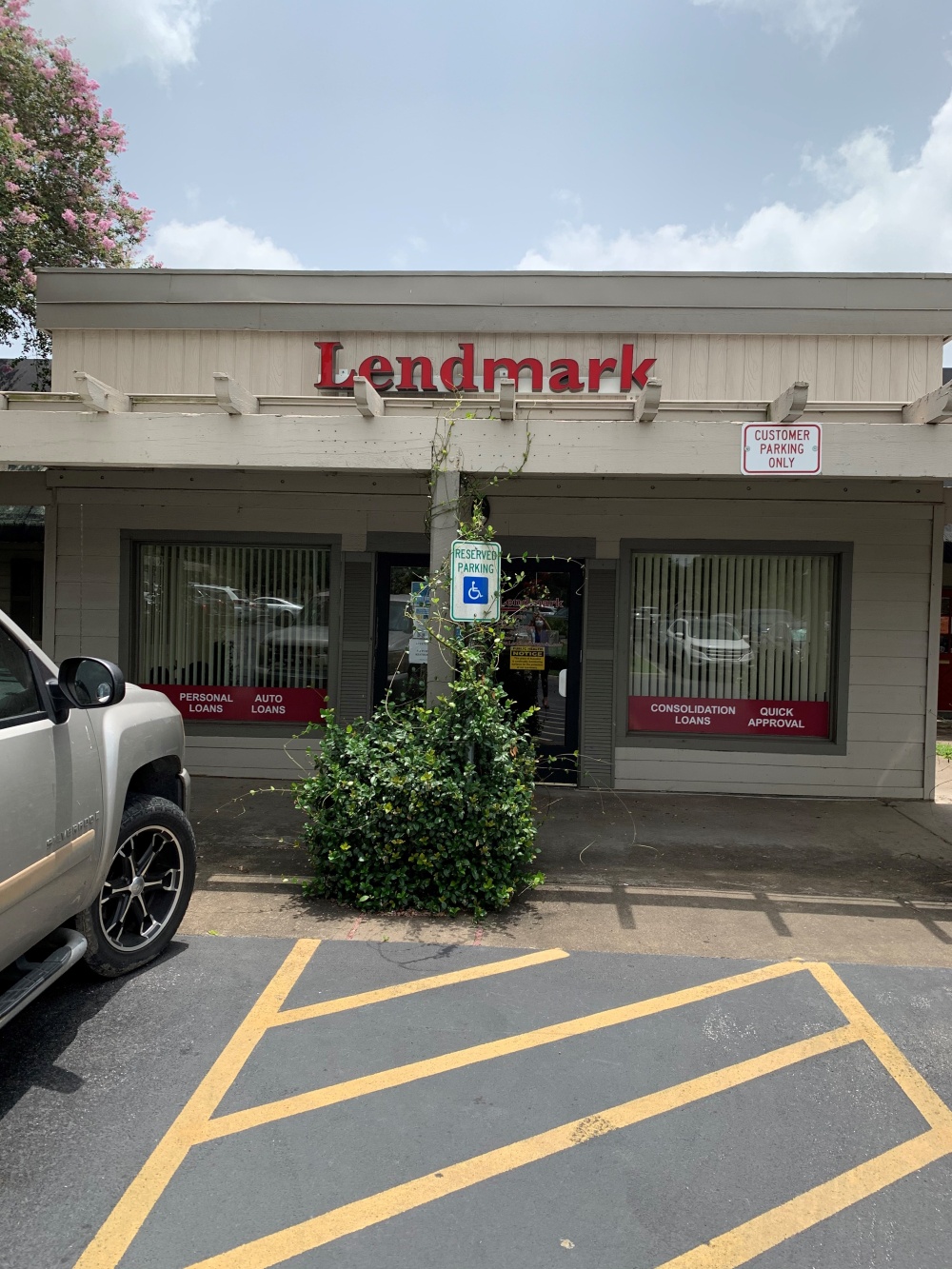 Lendmark Financial Services LLC 01