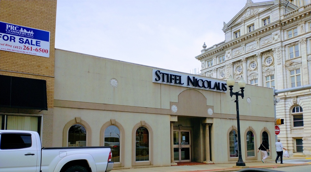 Stifel 01
