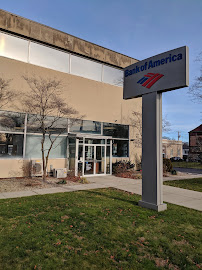 Bank of America (with Drive-thru ATM) 03