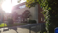 Bank of America (with Drive-thru ATM) 04