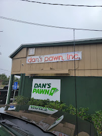 Dans Pawn - St. Andrews 01