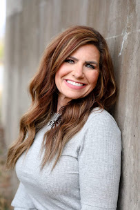 Jena Flowers | Intercap Lending, Inc. 01