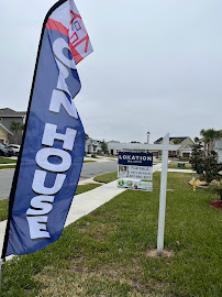 LoKation Real Estate Brokerage - Mortgage Title & Insurance Services 04