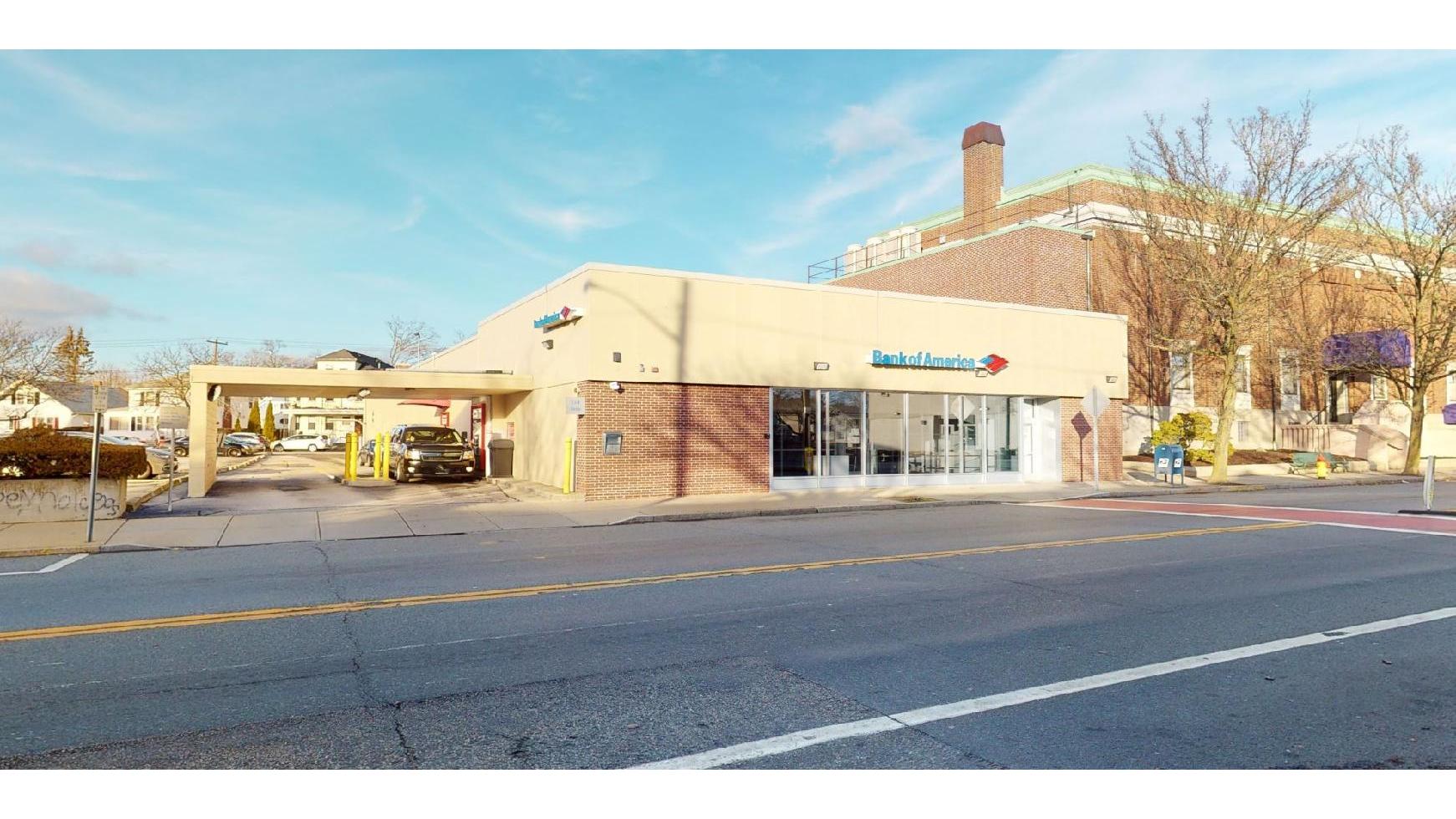 Bank of America (with Drive-thru ATM) 01
