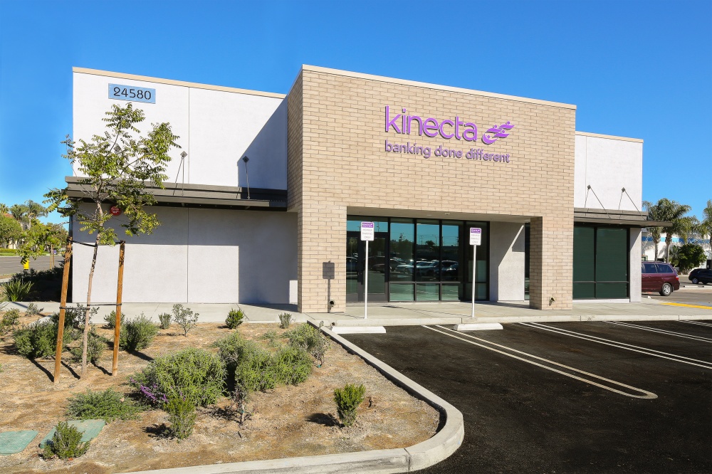 Kinecta Federal Credit Union - Torrance Skypark 01