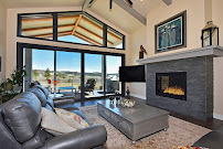 HomeSmart (Associate Broker) Deborah Hall 02