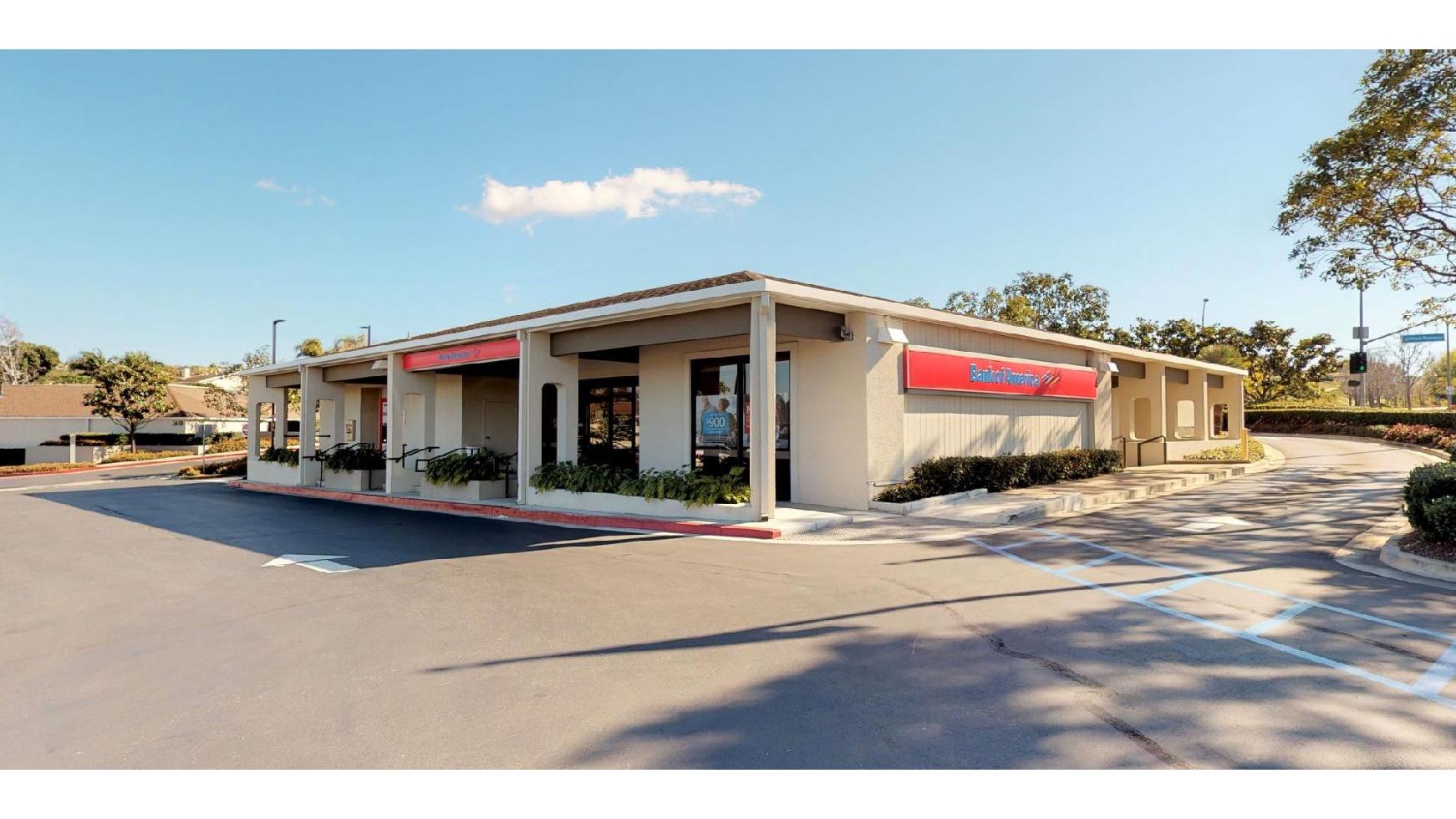 Bank of America (with Drive-thru ATM) 01