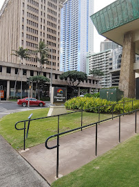 First Hawaiian Bank Kapiolani Branch 03