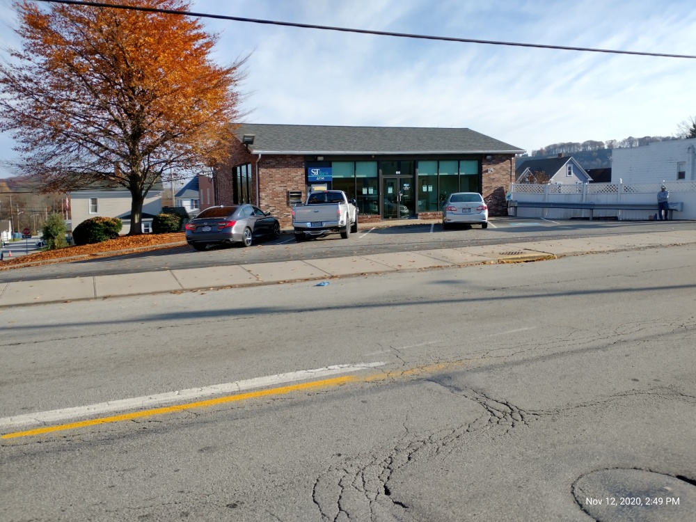 S&T Bank 01