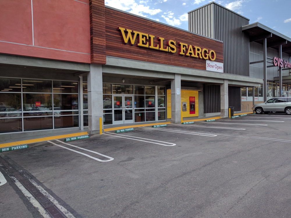 Wells Fargo Bank 01