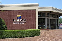 First Mid Bank & Trust Mattoon Main 02