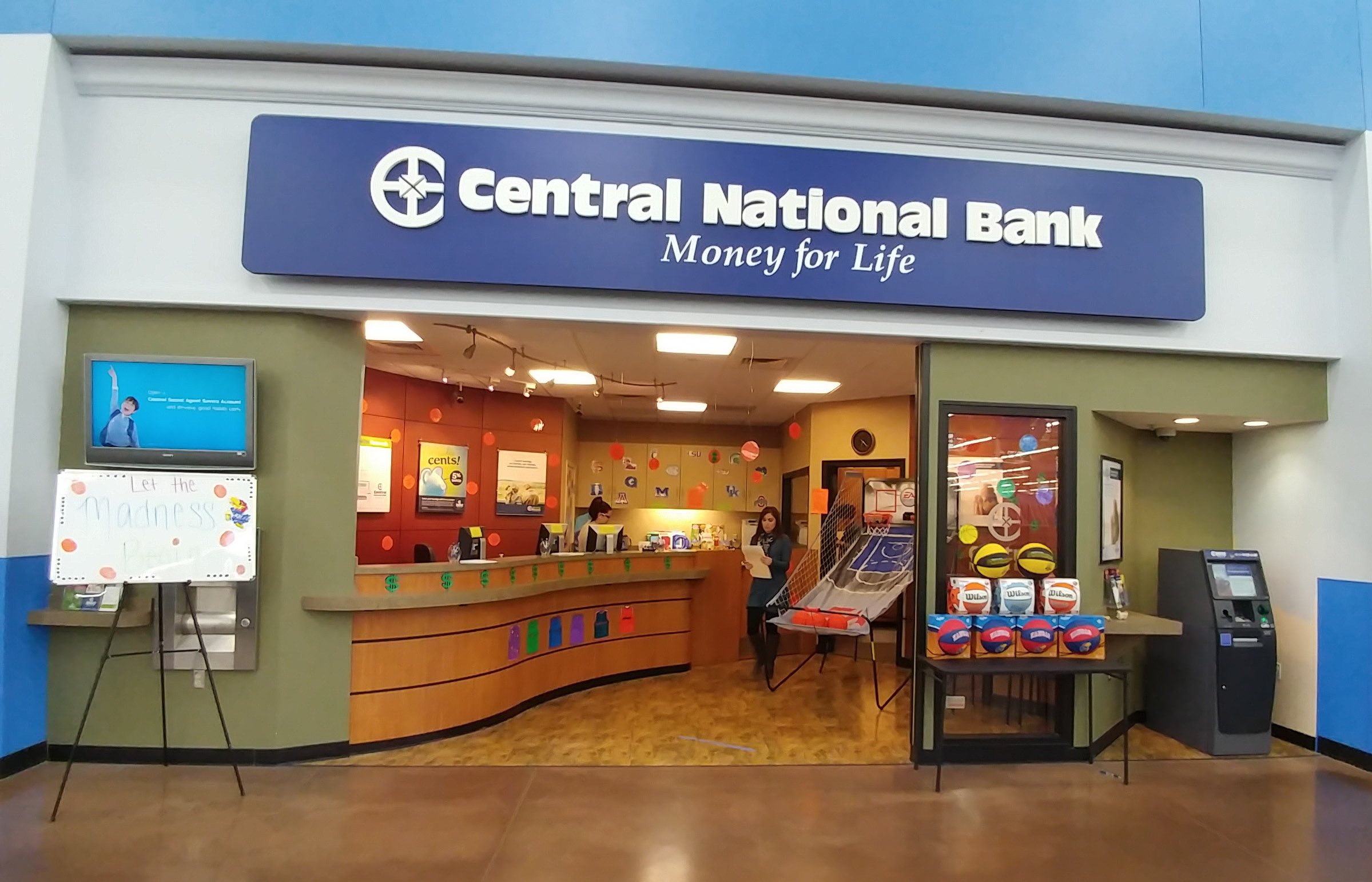 Central National Bank - Inside Walmart 01