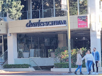 Charles Schwab 01