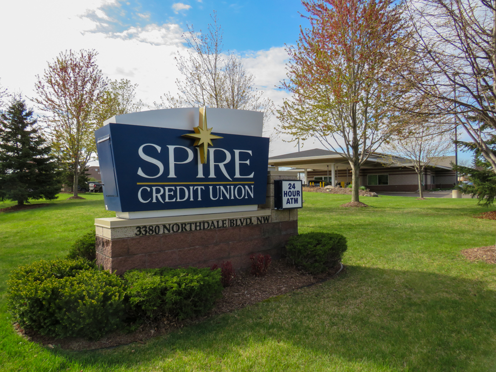 SPIRE Credit Union - Coon Rapids 01