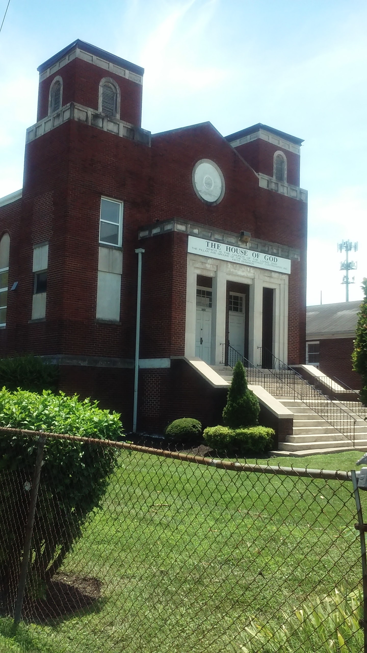 Citizens Savings Bank & Trust 01