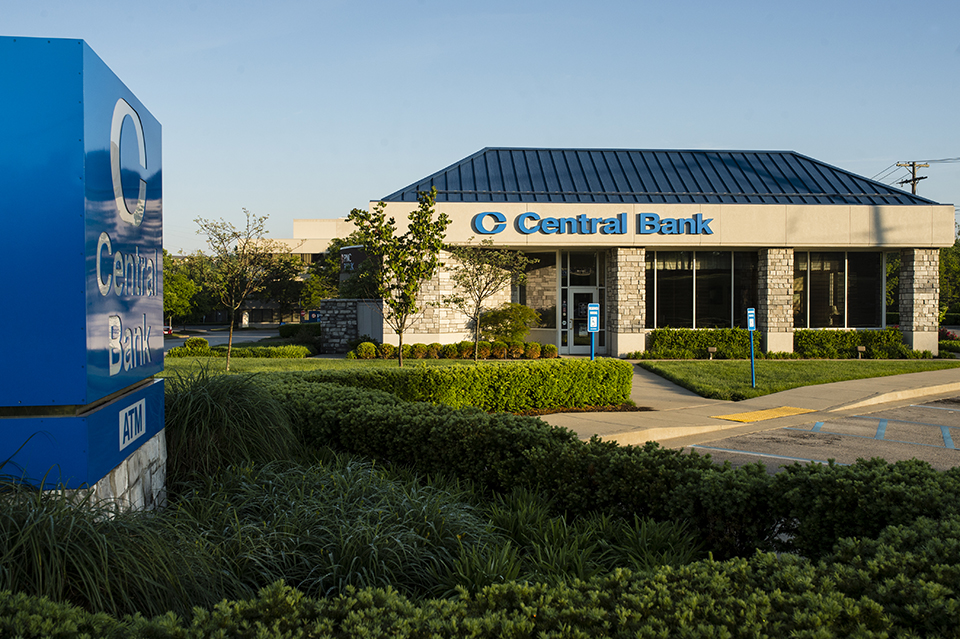 Central Bank & Trust Co. 01