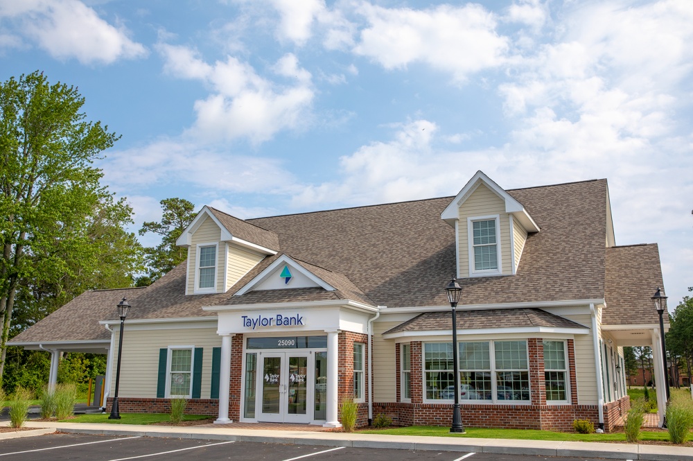 Taylor Bank 01